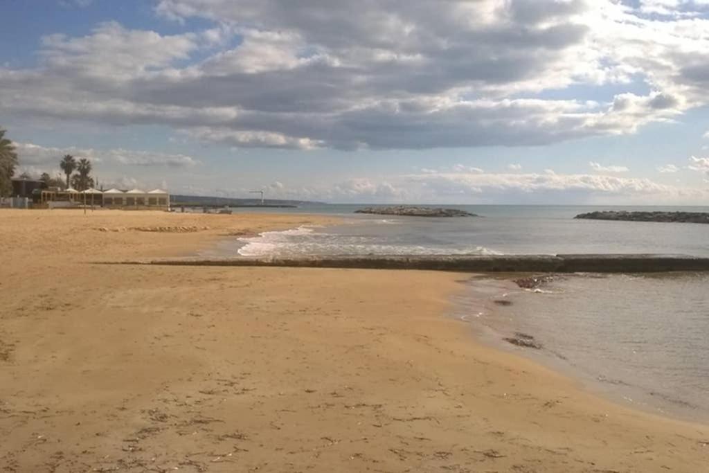 Casa La Rosa tutto a portata di mano Appartamento Marina di Ragusa Esterno foto